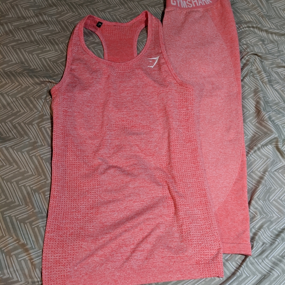 Gymshark Bundle Set - image 2